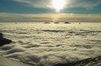 2005111022215_Top Of The World.jpg (142476 byte)